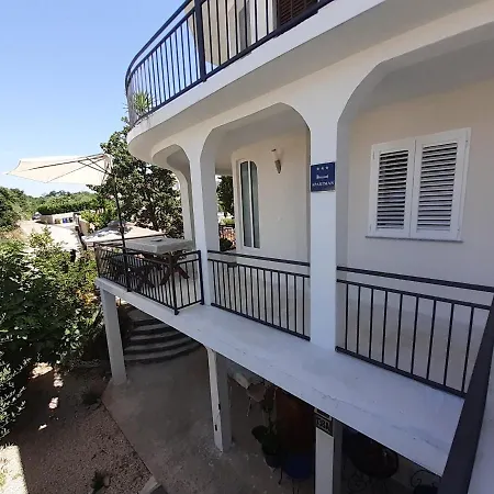 Bilandzic-krk Apartment *